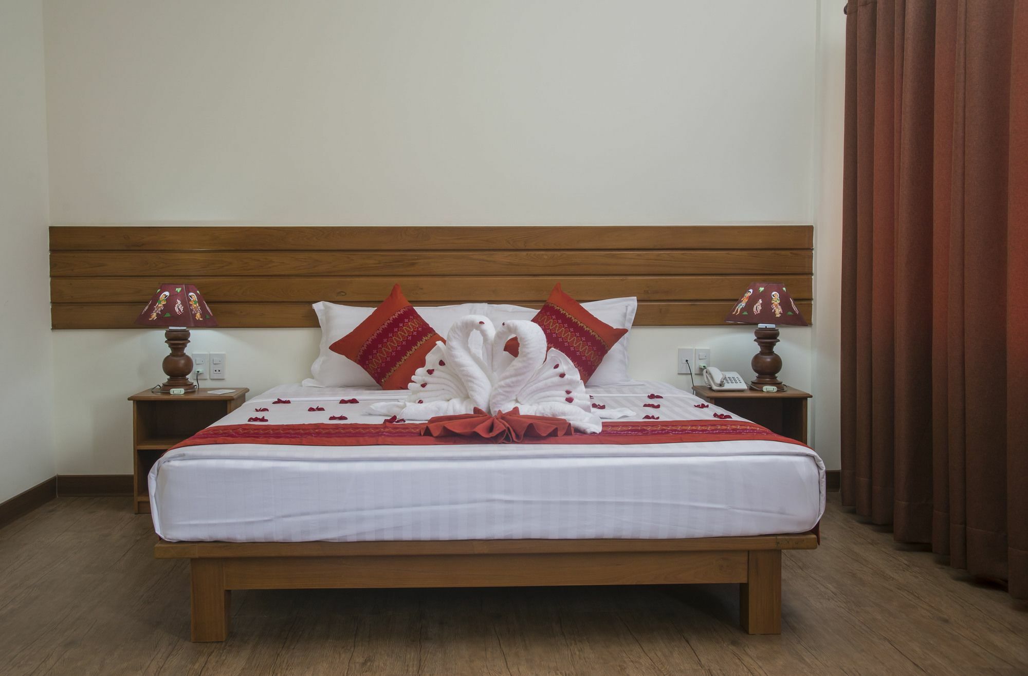 Royal Aykare Lodge Pagan Zewnętrze zdjęcie